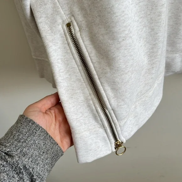 Athleta funnel neck light gray long sleeve zipper sweatshirt size medium - Picture 4 of 7
